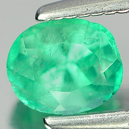 0.45 Ct. Oval Shape Natural Gemstone Green Emerald Unheated