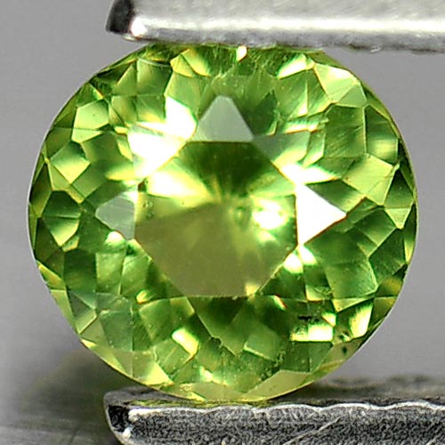 0.59 Ct. Natural Gemstone Yellowish Green Apatite Round Shape